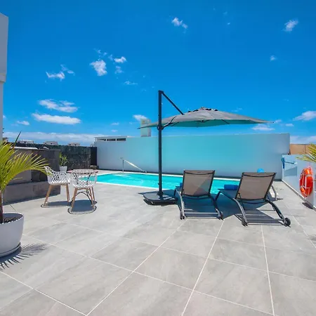 Mit Whirlpool By Interhome * 普拉亚布兰卡