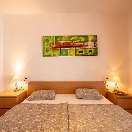 Mit Whirlpool By Interhome Casa de Férias *